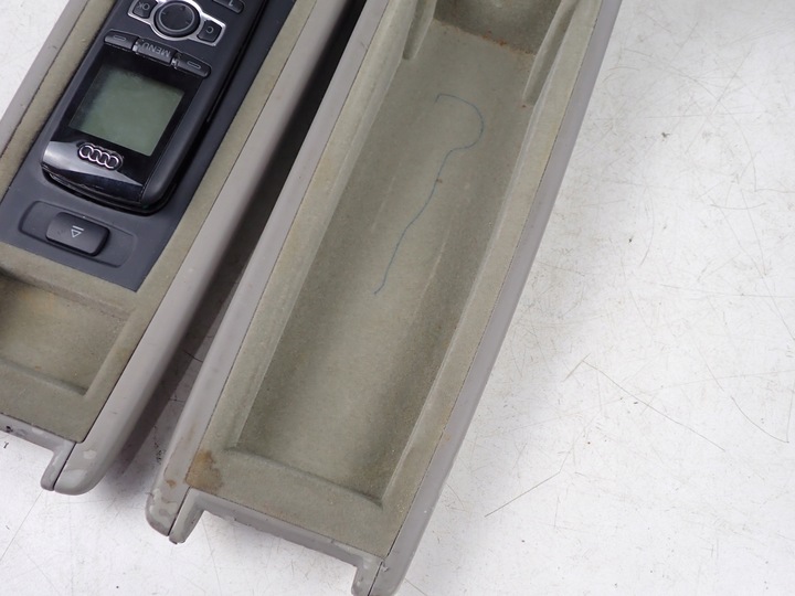 фото №10, Подлокотник бардачок з телефоном audi a8 s8 d3 5.2 któtki 4e0864206ad