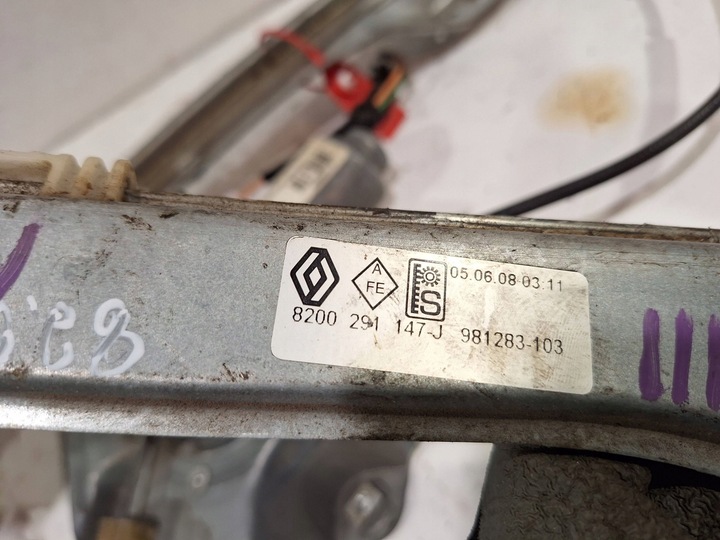 фото №6, Підйомник вікна правий перед 8200291147j renault clio iii 5d 06-