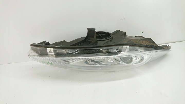 фото №10, Ford fiesta mk7 рестайлінг 12- лампа права передня