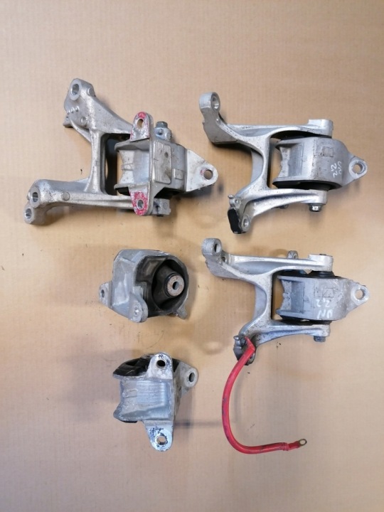 фото №7, Honda civic ix 2.2 12-15r кронштейн подушка двигуна