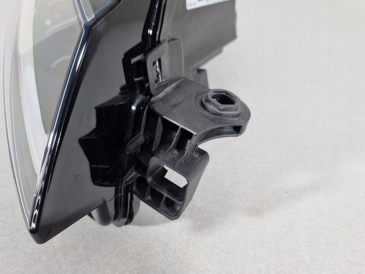 фото №13, Skoda superb iii 3 рестайлінг 3v1 лампа права повний led