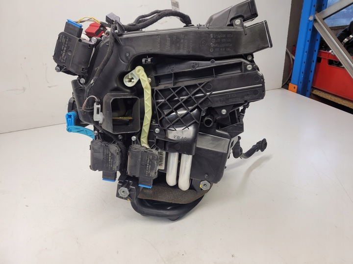 фото №6, Отопитель комплектная audi a3 8p рестайлинг 8p1820003h