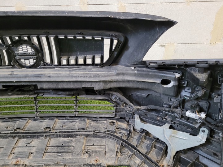 фото №7, Volvo v40 рестайлінг бампер перед переднє омивачі 4xpdc