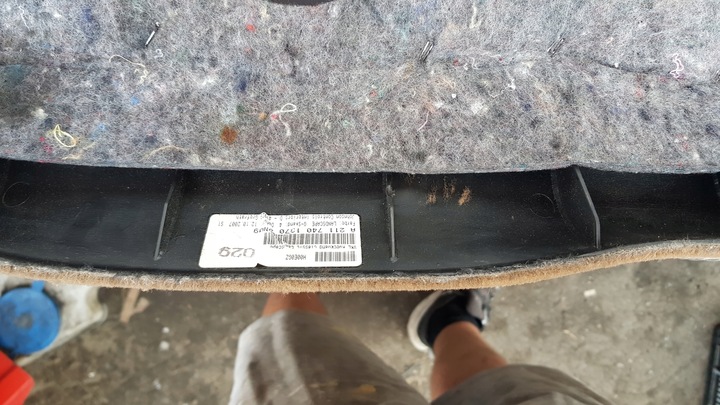 фото №15, Mercedes w211 оббивка кришки універсал a2117400770