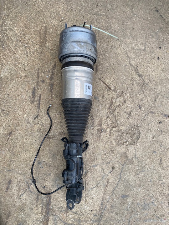 фото №1, Mercedes e 213 амортизатор переднее 2133202300