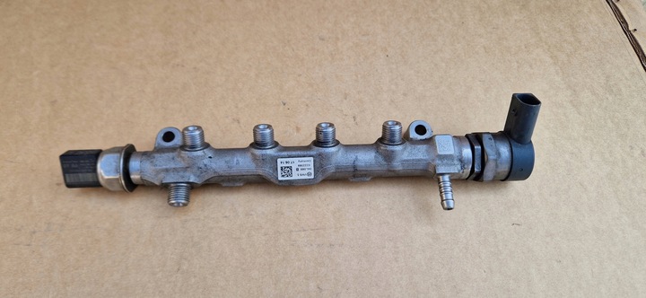 фото №1, Планка вприскувальний 04l089b 057130764ab 04l906054