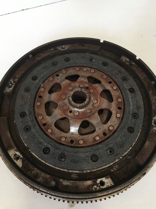 фото №16, Двухмассовый маховик сцепление комплектные alz 1.6 i 102km audi a4 b5 европа демонтаж