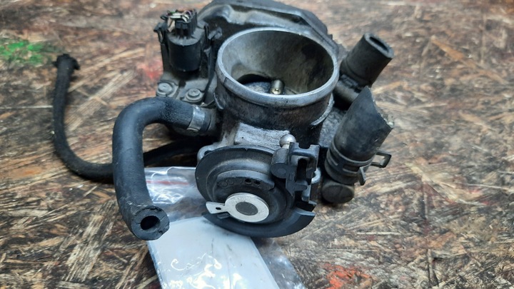 фото №4, Дроссельная заслонка audi a4 1.8b 96r