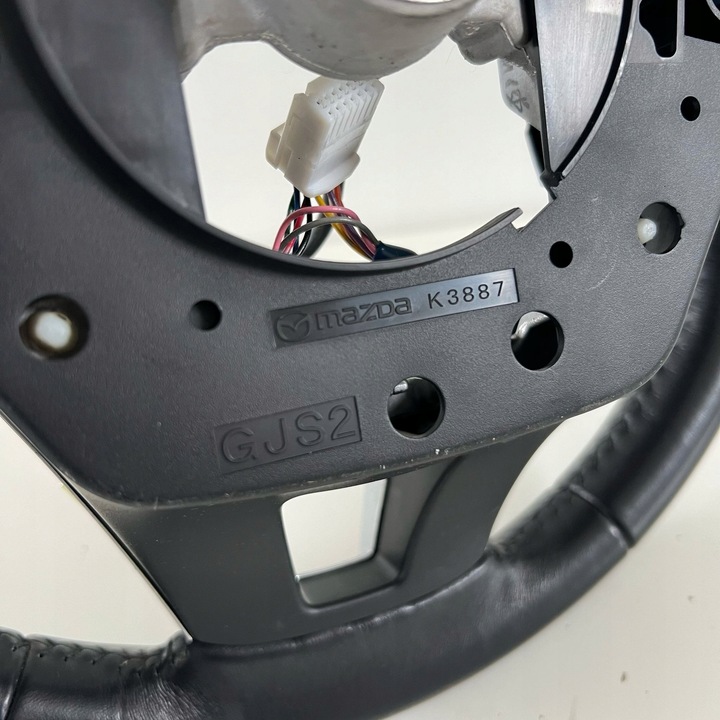 фото №11, Mazda 6 gj рестайлинг руль кожа лепестки мультифункция k3887