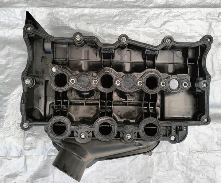 фото №8, Кришка клапанів колектор впускний  citroen c5 iii x7 2.7 hdi 4s7q-9424-la