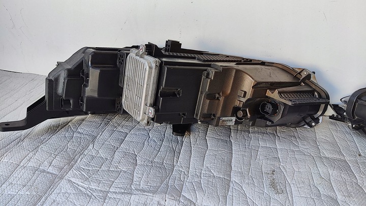 фото №13, Передні лампи комплект лампа передніх byd tang ev600