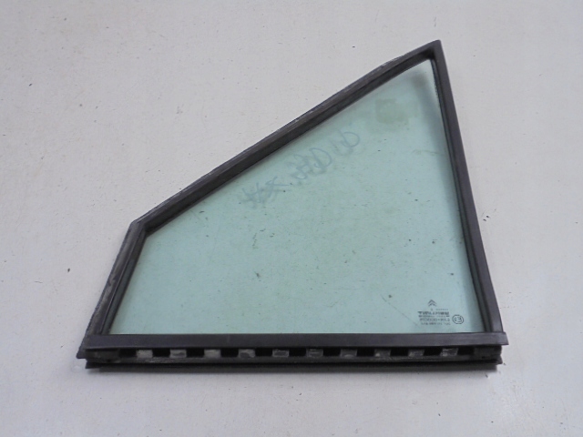 фото №4, Citroen ax 95r скло трикутна двері перед праві 3d