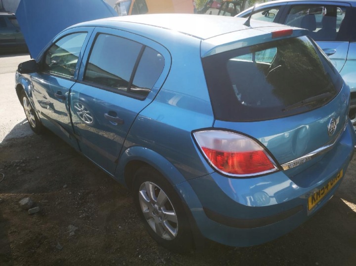 фото №8, Opel astra блок предохранителей 2004 1.4l 13181278 5dk008669-31
