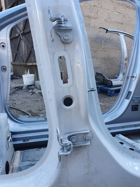 фото №1, Петли дверь правые зад opel astra k