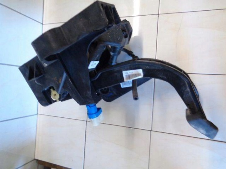 фото №5, Citroen jumper ii 13 рестайлинг 2.2 hdi педаль тормоза сцепления