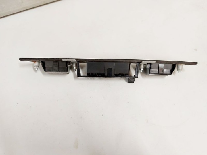 фото №7, Audi q7 4l накладка микровыключатель крышки зад