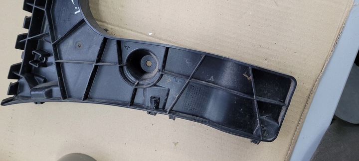 фото №8, Крепление бампера audi t. a6 15- le