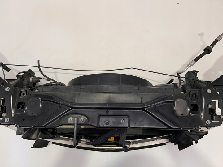 фото №8, Mercedes w212 підсилювач pas переднє балка панель кріплення фар