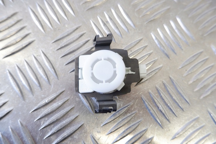 фото №8, Інші запчастини внутрішні vw tiguan ad1 8s0963553d 2.0l дизель 110kw 2019