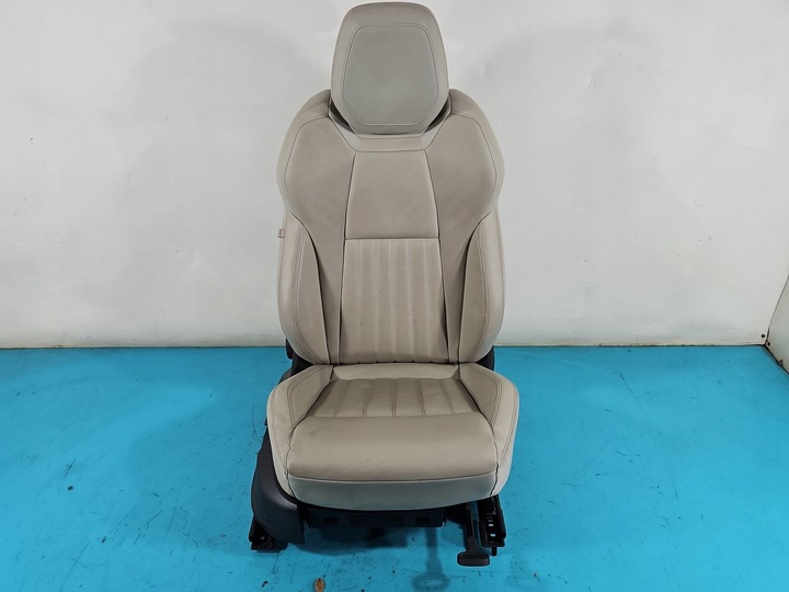 фото №7, Сидіння лівий праві шкіра комплект диван skoda karoq 17-21 європа