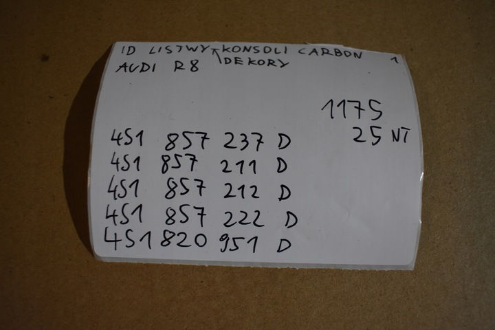 фото №10, Идеальные планки декоры консоли карбон audi r8 1