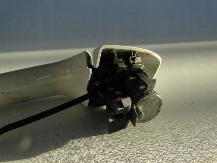 фото №10, Mercedes b w246 246 ручка передня права англієць