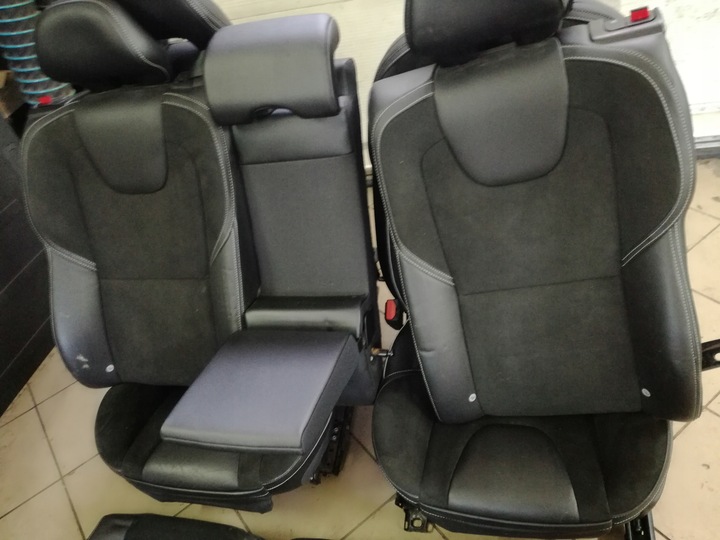 фото №9, Volvo v40 ii 2012 - 2019 рік сидіння диван обшивки підлокітник r-design