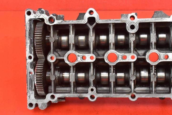 фото №10, Кришка клапанів корпус вали 55184358 opel astra 3 iii h 1.9 cdti 150 km