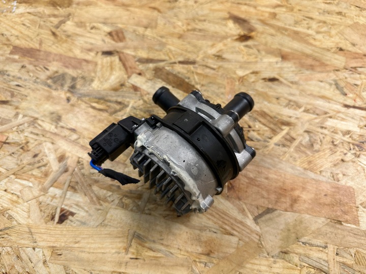 фото №10, Додатковий насос води volvo xc40 32339380 2017-