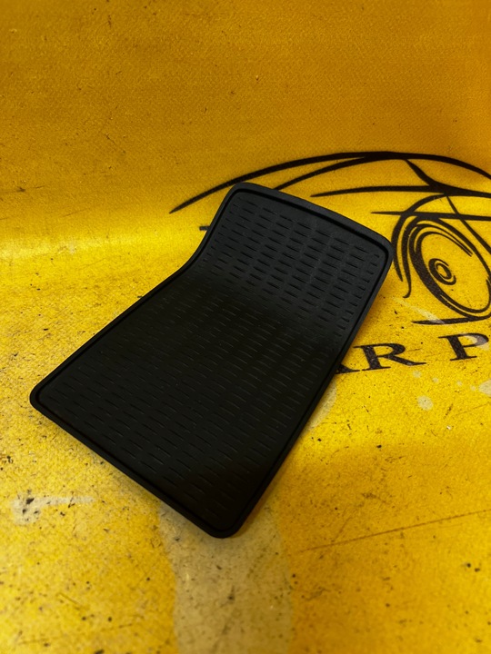 фото №1, Прокладка гумова заднього бардачка bmw 5 g30