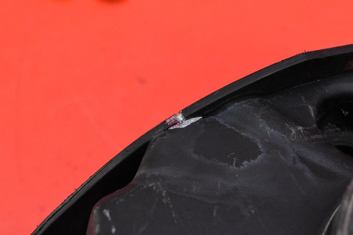 фото №10, Кришка клапанів корпус 038103469 vw touran 1 i 1.9 tdi 100 km 03-06