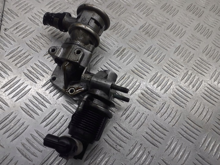 фото №2, Клапан egr рециркуляции выхлопных газов vw golf v 1.6 06a131501j