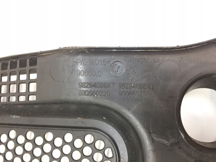 фото №9, Citroen c4 cactus рестайлинг панель под лобовым стеклом европа