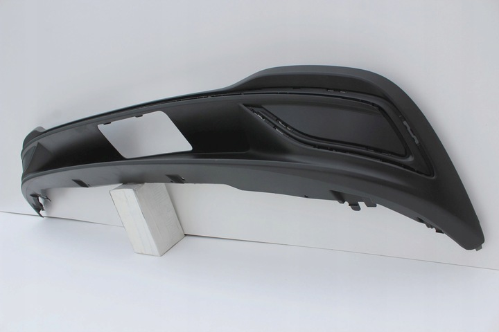 фото №3, Спойлер зад vw golf viii 8 hb 5h6807568a накладка