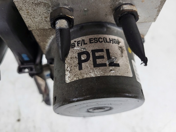 фото №8, Hyundai i20 рестайлинг 12r насос abs европа