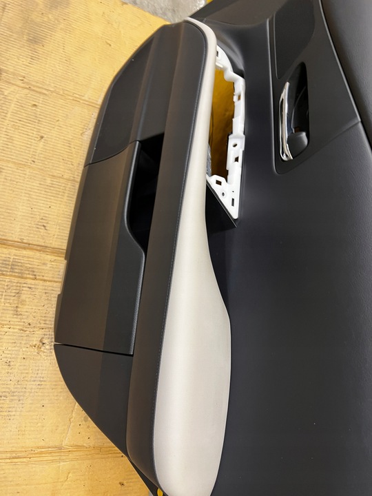 фото №7, Боковина обивка дверь правые перед lexus rx 450h iii 3