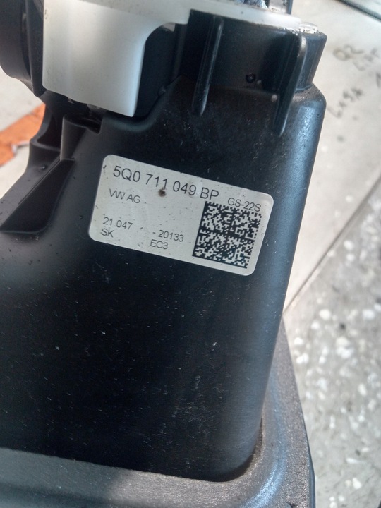 фото №7, Audi q2 рестайлінг домкрат троси зміни коробки передач