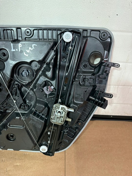 фото №8, Підйомник вікна лівий перед, лівий переднє mercedes w243, h243, w247, x247