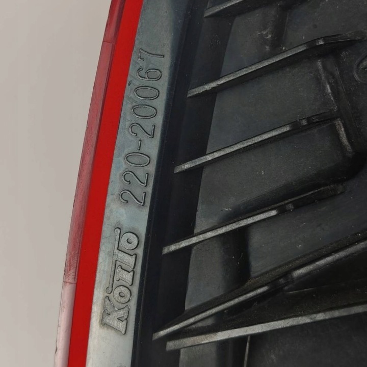 фото №8, Фара левое зад левая задняя subaru legacy 22020067