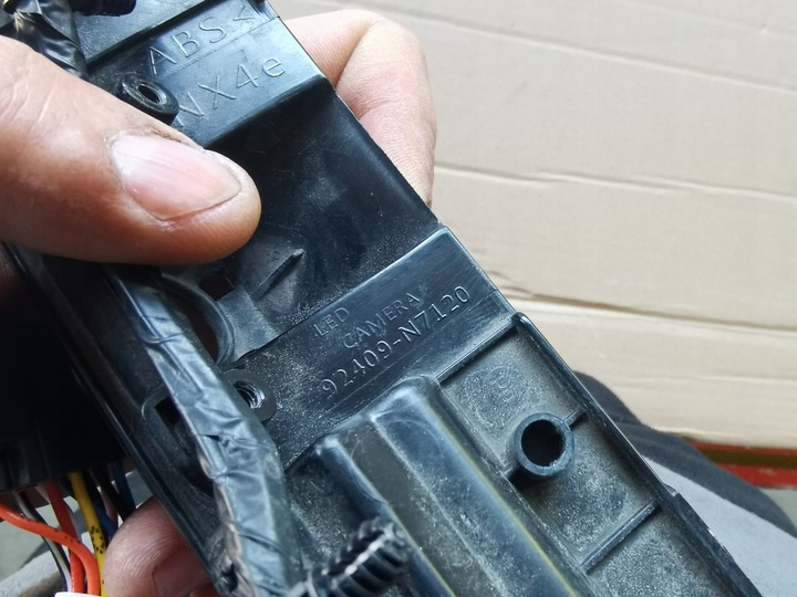 фото №10, Hyundai tucson iv - накладка задньої кришки з камера