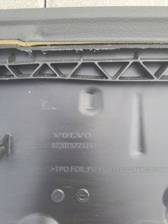 фото №8, Панель під лобовим склом консоль панель оббивка volvo fh 4