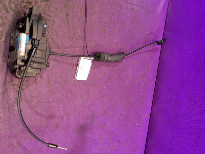 фото №1, Renault scenic iii 09-12 замок зад правые 6 pin тросы 825030032r