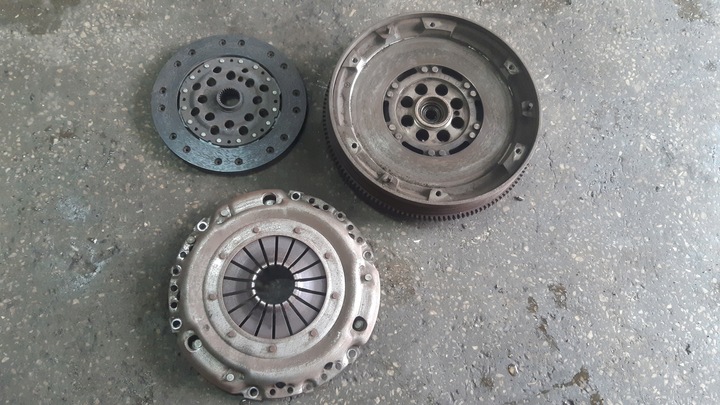 фото №1, Сцепление прижим диск двухмассовый маховик mercedes c w202 1.8