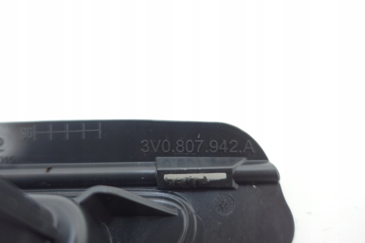 фото №8, Кріплення розпилювач праве skoda superb iii 15-23 3v0807942a