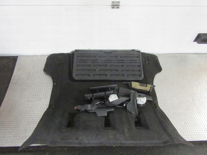 фото №6, Suzuki grand vitara ii 2007 диван зад + ремені кріплення 5d kpl