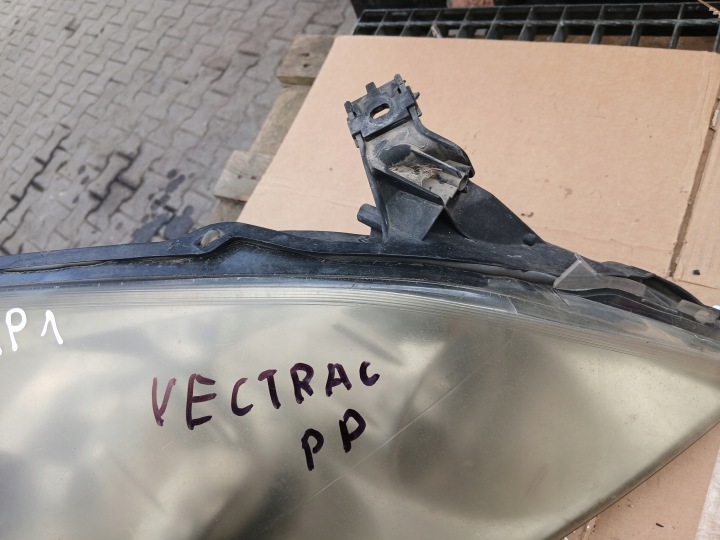 фото №6, Opel vectra c рестайлинг фара правое перед h7