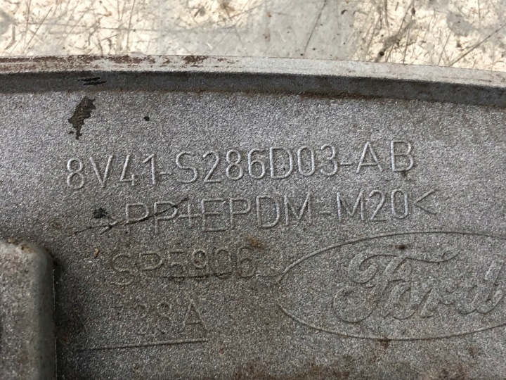 фото №8, Молдинг крила ліве зад ford kuga mk1 8v41-s286d03-ab