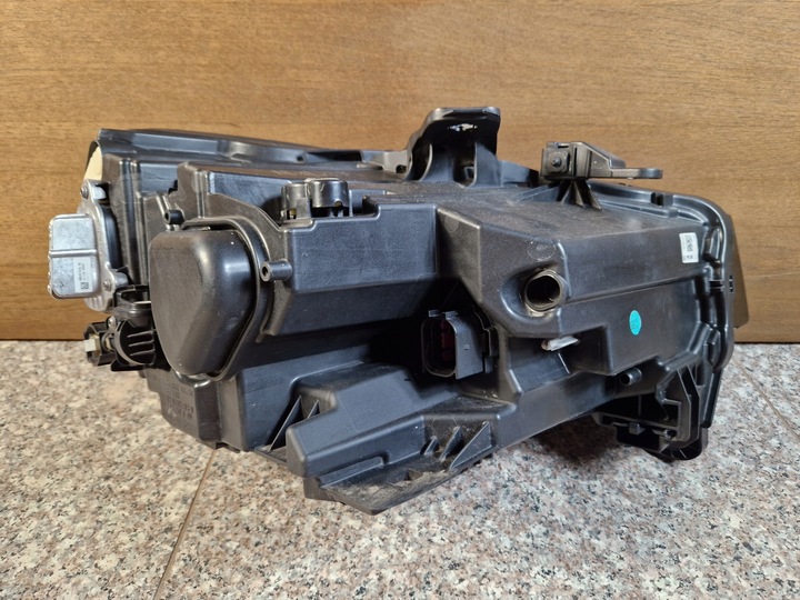 фото №6, Лампа левая led audi q2 81a