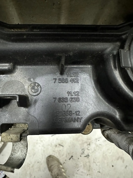 фото №7, Bmw 3 f30 f35 f31 2013 крышки клапанов