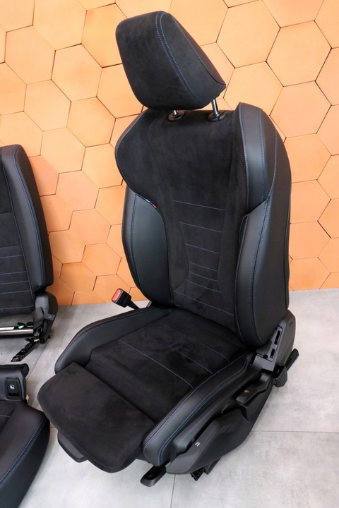 фото №8, Bmw x1 u11 салон сидіння м-пакет harman кардон алькантара / veganza 225km!